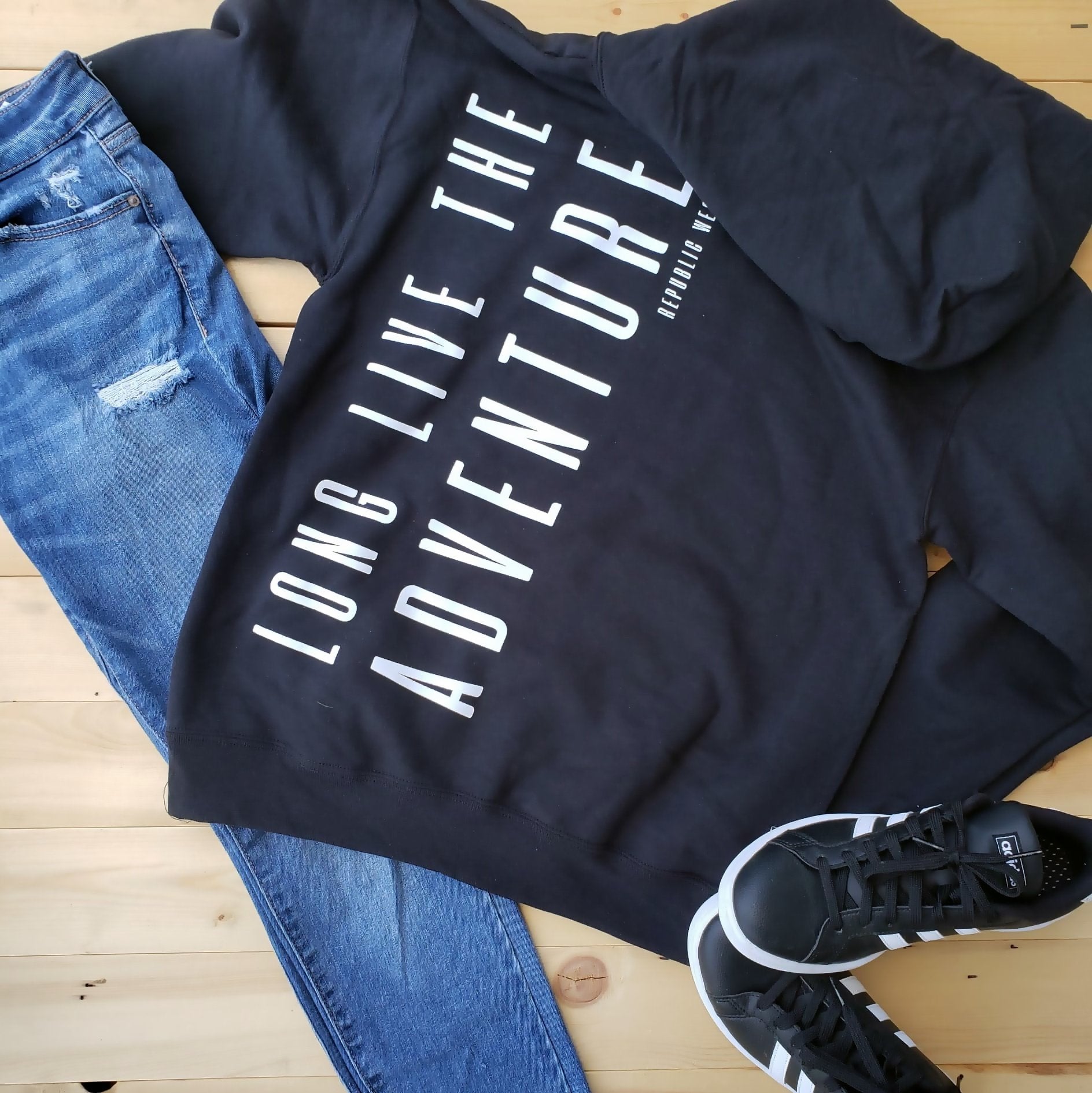 APPAREL Republic West