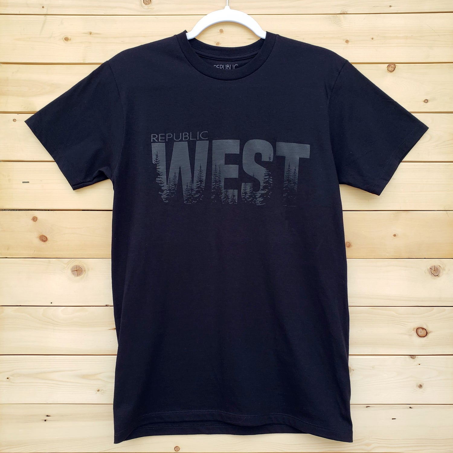 tshirt West Woods T-Shirt - Black Republic West